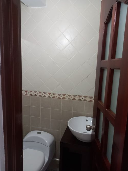 Casa en Arriendo en Laureles, Medellín - Miniatura 2