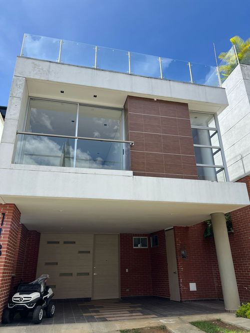 Casa en Arriendo en Envigado - Imagen 1