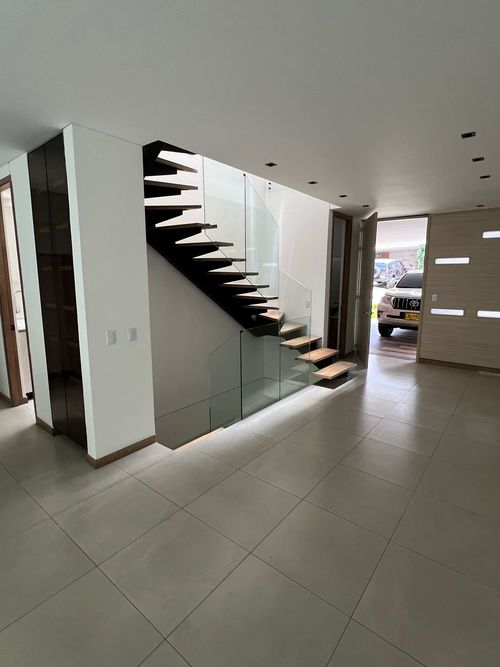 Casa en Arriendo en Envigado - Miniatura 5