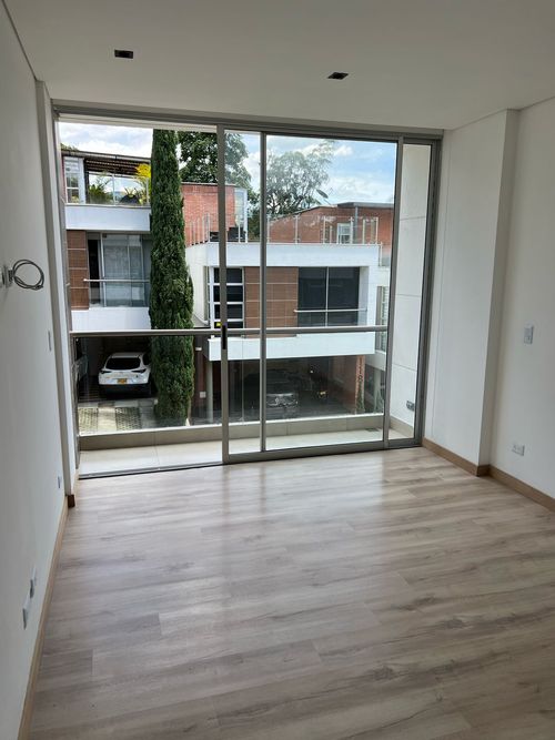 Casa en Arriendo en Envigado - Miniatura 6