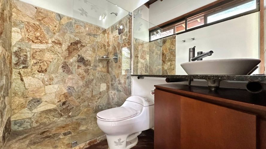 Casa en  Arriendo en El Poblado, Medellín - Miniatura 17