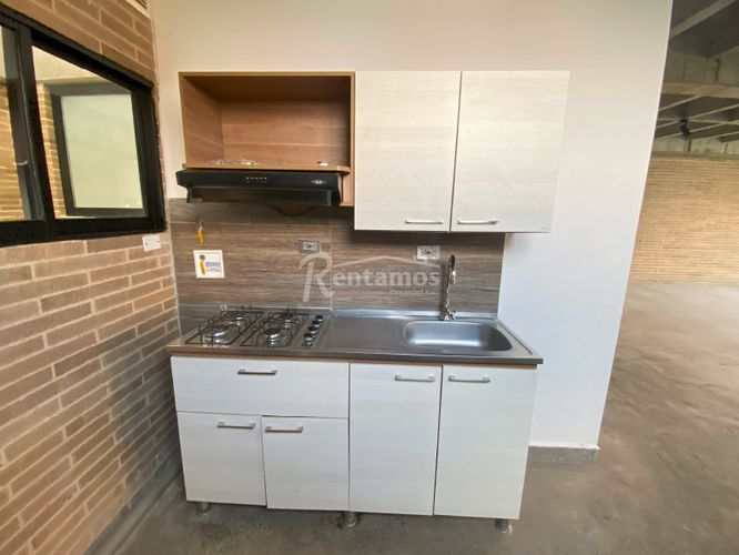 Oficina en Arriendo en El Poblado, Medellín - Miniatura 6