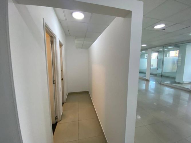 Oficina en  Arriendo en Rincon del chico, Bogotá - Miniatura 4
