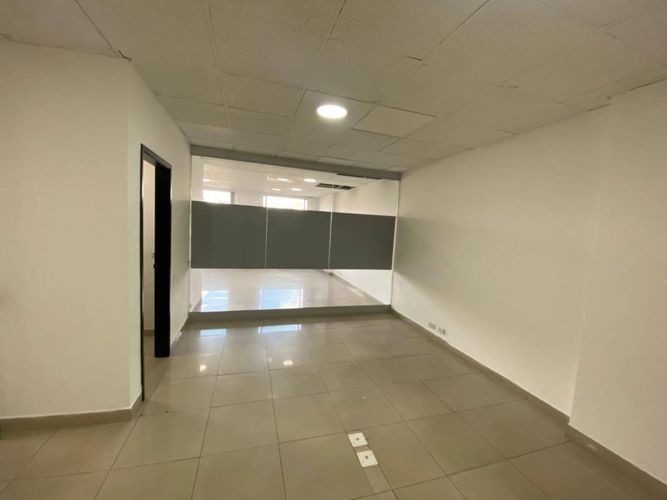 Oficina en  Arriendo en Rincon del chico, Bogotá - Miniatura 6