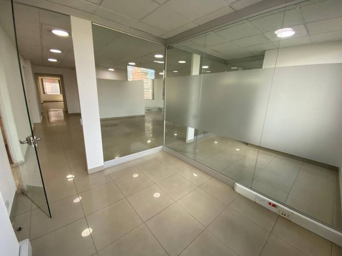 Oficina en  Arriendo en Rincon del chico, Bogotá - Miniatura 12