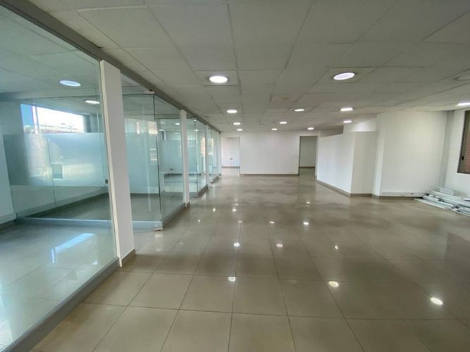 Oficina en  Arriendo en Rincon del chico, Bogotá - Miniatura 21