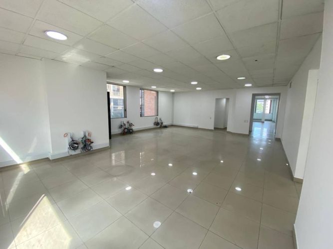 Oficina en  Arriendo en Rincon del chico, Bogotá - Miniatura 24