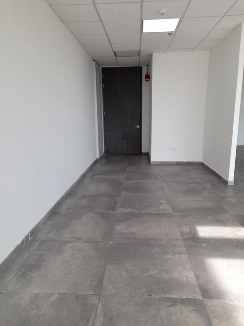 Oficina en Arriendo en Santa Barbara, Bogotá - Miniatura 12