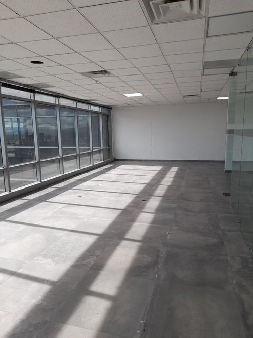 Oficina en Arriendo en Santa Barbara, Bogotá - Miniatura 14