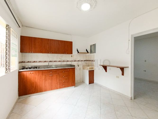 Apartaestudio en  Arriendo en La gloria, Medellín - Miniatura 3