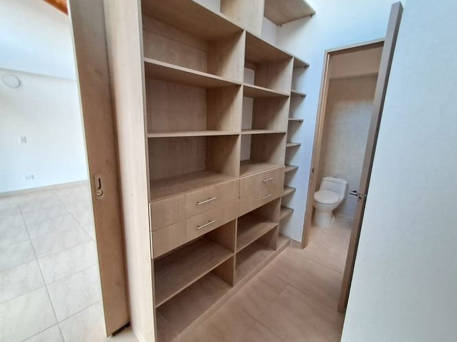 Casa en Arriendo en San Antonio de Pereira, Rionegro - Miniatura 7