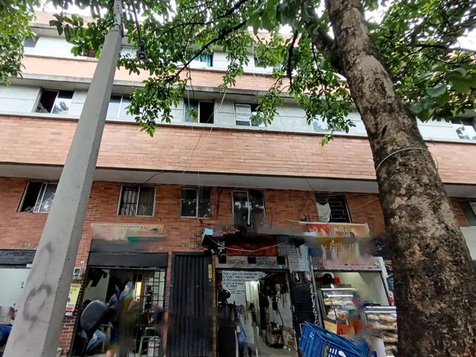Apartaestudio en  Arriendo en Prado, Medellín - Imagen 1
