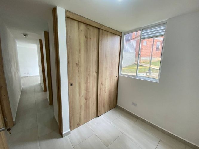 Apartamento en Arriendo en Maria Auxiliadora, Sabaneta - Miniatura 5