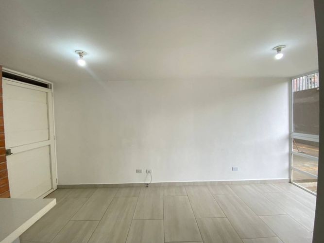 Apartamento en Arriendo en Maria Auxiliadora, Sabaneta - Miniatura 10