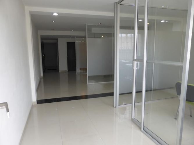 Oficina en  Arriendo en Santa Barbara, Bogotá - Miniatura 15