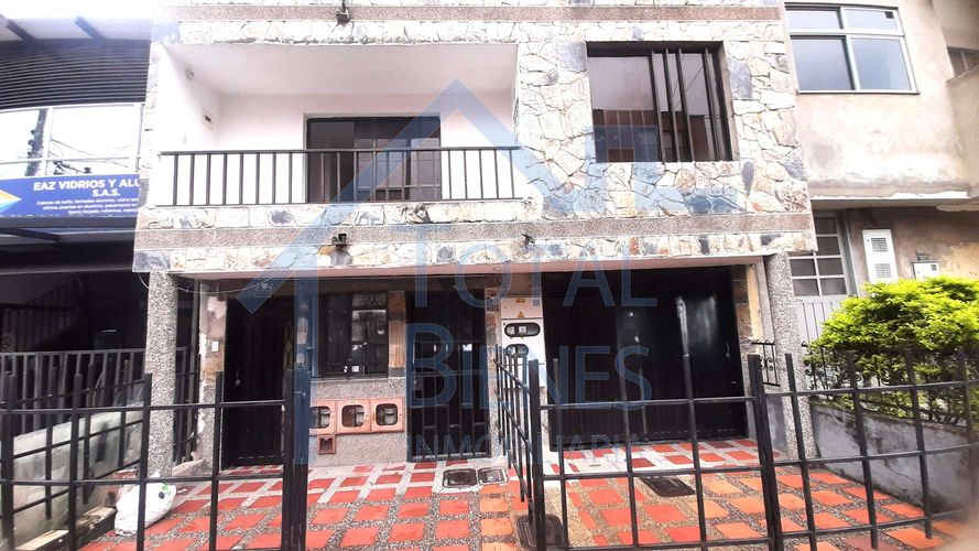 Casa en Arriendo en Belen Las Playas, Medellín - Imagen 1