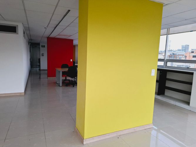 Edificio en Arriendo en Santa barbara occidental, Bogotá - Miniatura 11