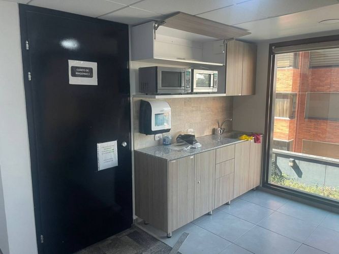 Oficina en Venta en Rincon del chico, Bogotá - Miniatura 2