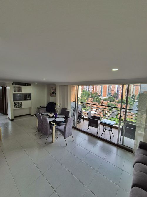 Apartamento en Venta en Loma de los bernal, Medellín - Imagen 1