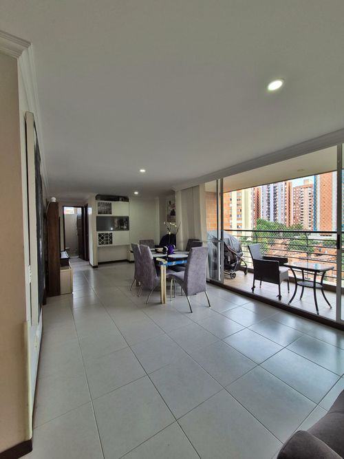 Apartamento en Venta en Loma de los bernal, Medellín - Miniatura 2