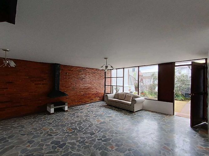 Casa en Arriendo en La Camelia, Manizales - Miniatura 2