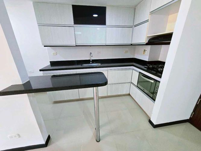 Apartamento en Arriendo en Rodeo Alto, Medellín - Imagen 1