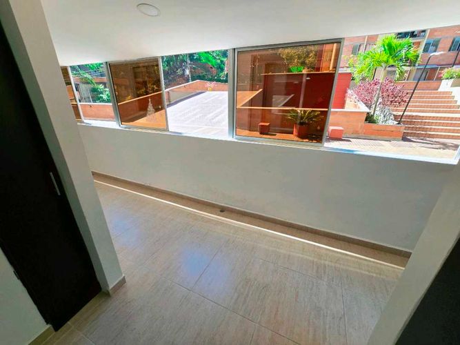 Apartamento en Arriendo en Rodeo Alto, Medellín - Miniatura 7