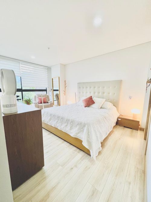 Apartamento en Venta en Loma del Escobero, Envigado - Miniatura 9