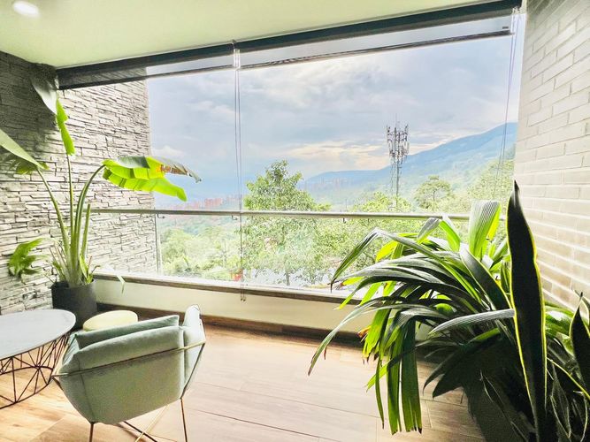 Apartamento en Venta en Loma del Escobero, Envigado - Miniatura 12