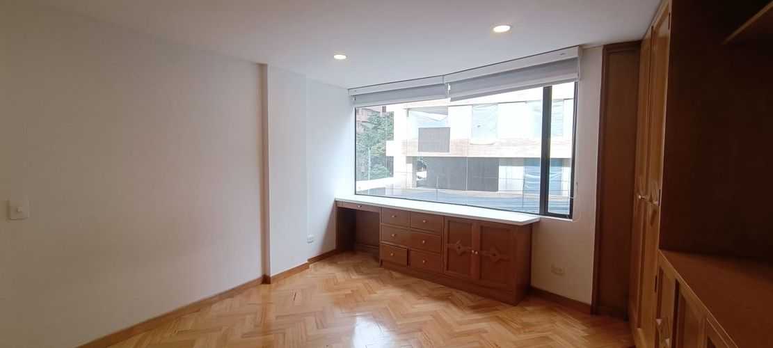 Apartamento en Arriendo en El Virrey, Bogotá - Miniatura 5