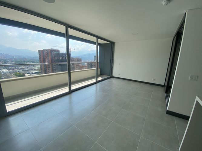 Apartamento en Arriendo en Ciudad del Río, Medellín - Miniatura 7