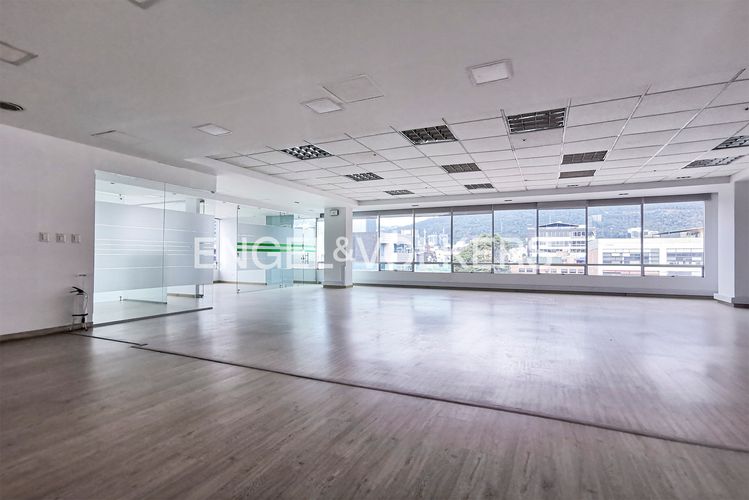 Edificio en  Arriendo en Chico norte, Bogotá - Imagen 1