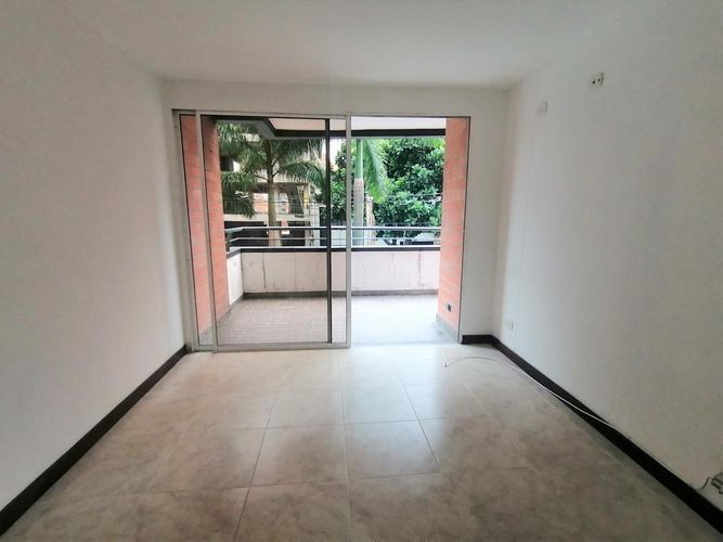 Apartamento en Arriendo en Laureles, Medellín - Imagen 1