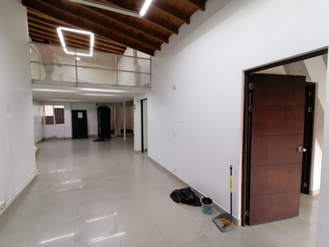 Oficina en  Arriendo en Laureles, Medellín - Miniatura 4