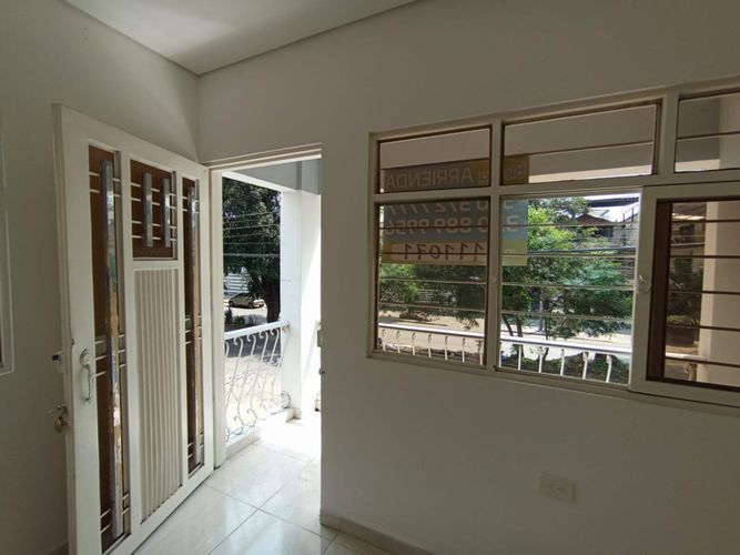 Apartaestudio en Arriendo en Urbanizacion la base (planta y talleres), Cali - Miniatura 13