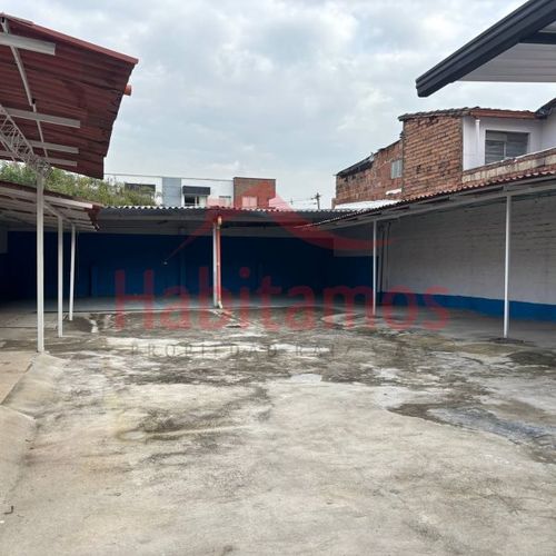 Parqueadero en  Arriendo en Calasanz, Medellín - Imagen 1