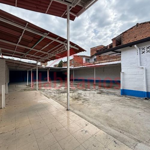 Parqueadero en  Arriendo en Calasanz, Medellín - Miniatura 7