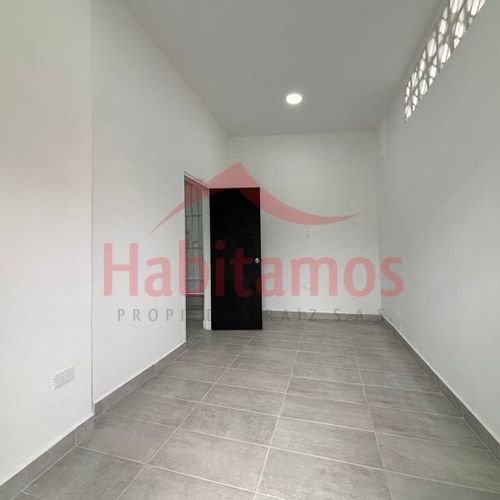 Parqueadero en  Arriendo en Calasanz, Medellín - Miniatura 13