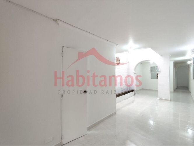 Apartamento en arriendo en Laureles, Medellín - Imagen 1