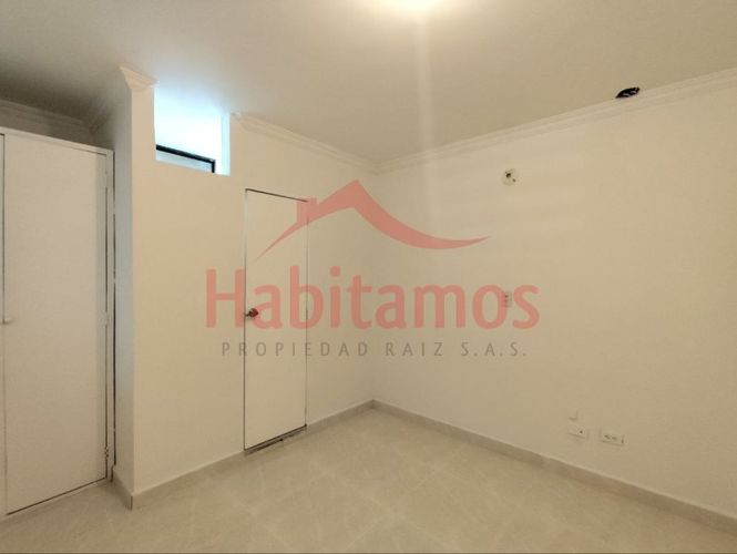 Apartamento en arriendo en Laureles, Medellín - Miniatura 8