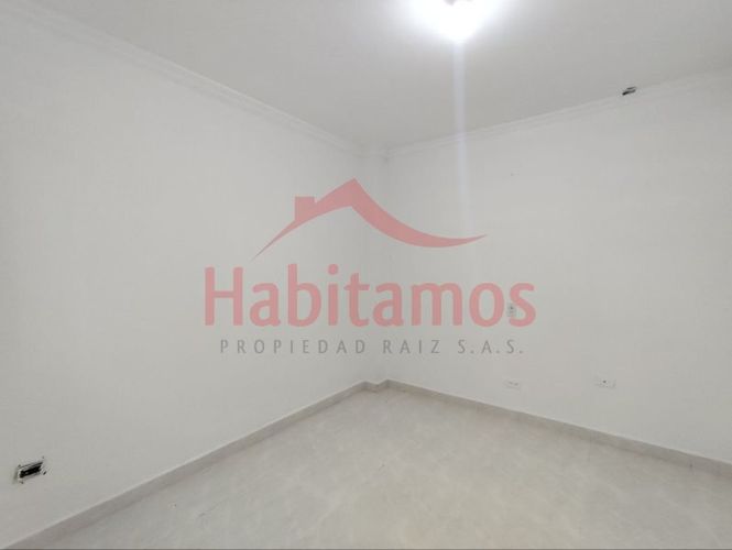 Apartamento en arriendo en Laureles, Medellín - Miniatura 9