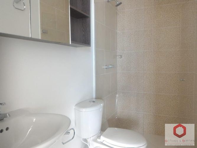 Apartamento en arriendo en Aves Maria, Sabaneta - Miniatura 8