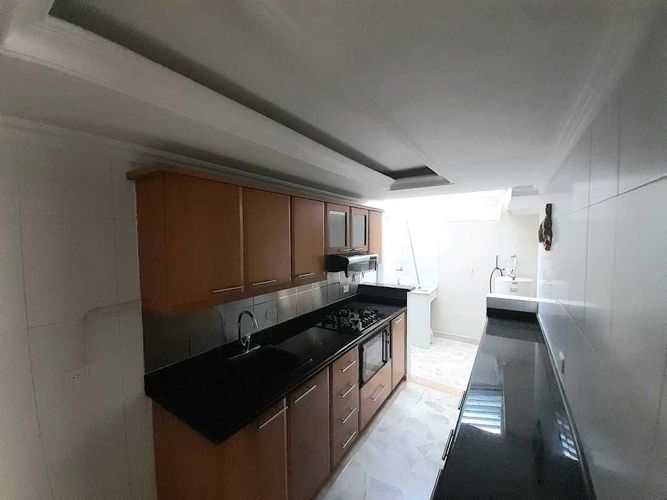 Casa en Arriendo en Loma del Escobero, Envigado - Miniatura 8