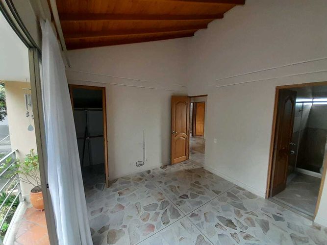 Casa en Arriendo en Loma del Escobero, Envigado - Miniatura 17