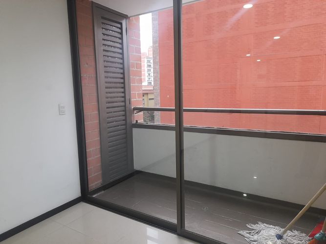 Apartamento en Arriendo en Las Lomitas, Sabaneta - Miniatura 2