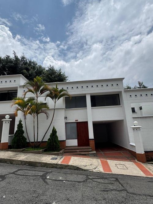 Casa en Arriendo en San Lucas, Medellín - Imagen 1