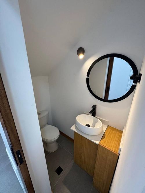 Casa en Arriendo en San Lucas, Medellín - Miniatura 11
