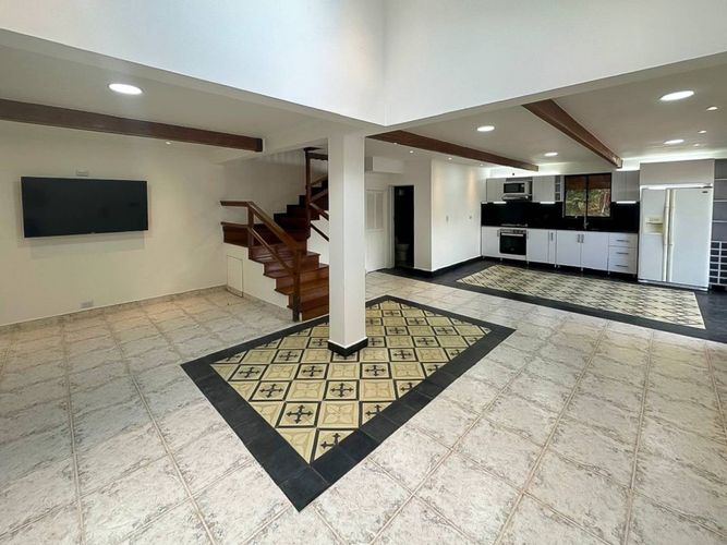 Finca en Arriendo en Santa Elena, Rionegro - Miniatura 2