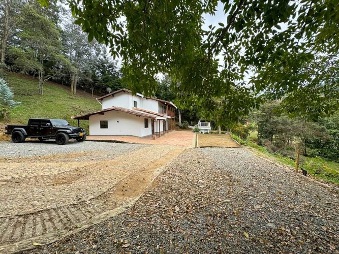 Finca en Arriendo en Santa Elena, Rionegro - Miniatura 15