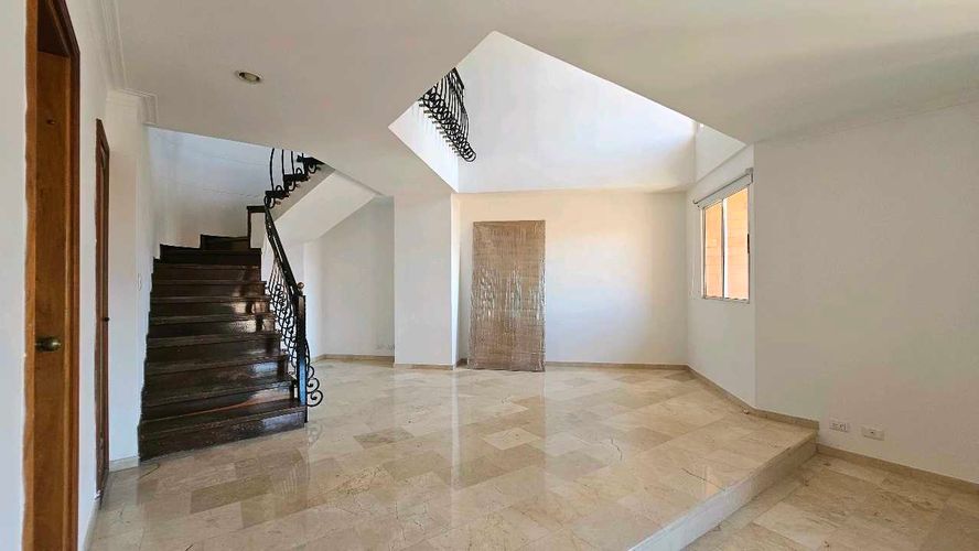 Apartamento en Venta en Laureles, Medellín - Imagen 1